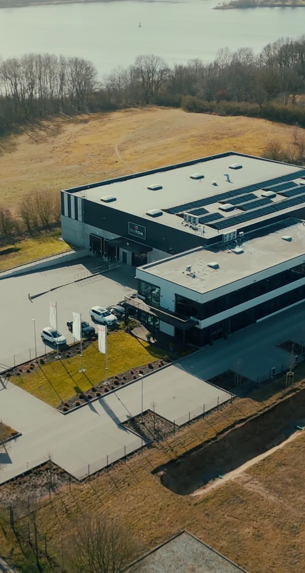 EckoPack Industriegebäude als Symbol für europäische Biomaterial-Industrialisierung
